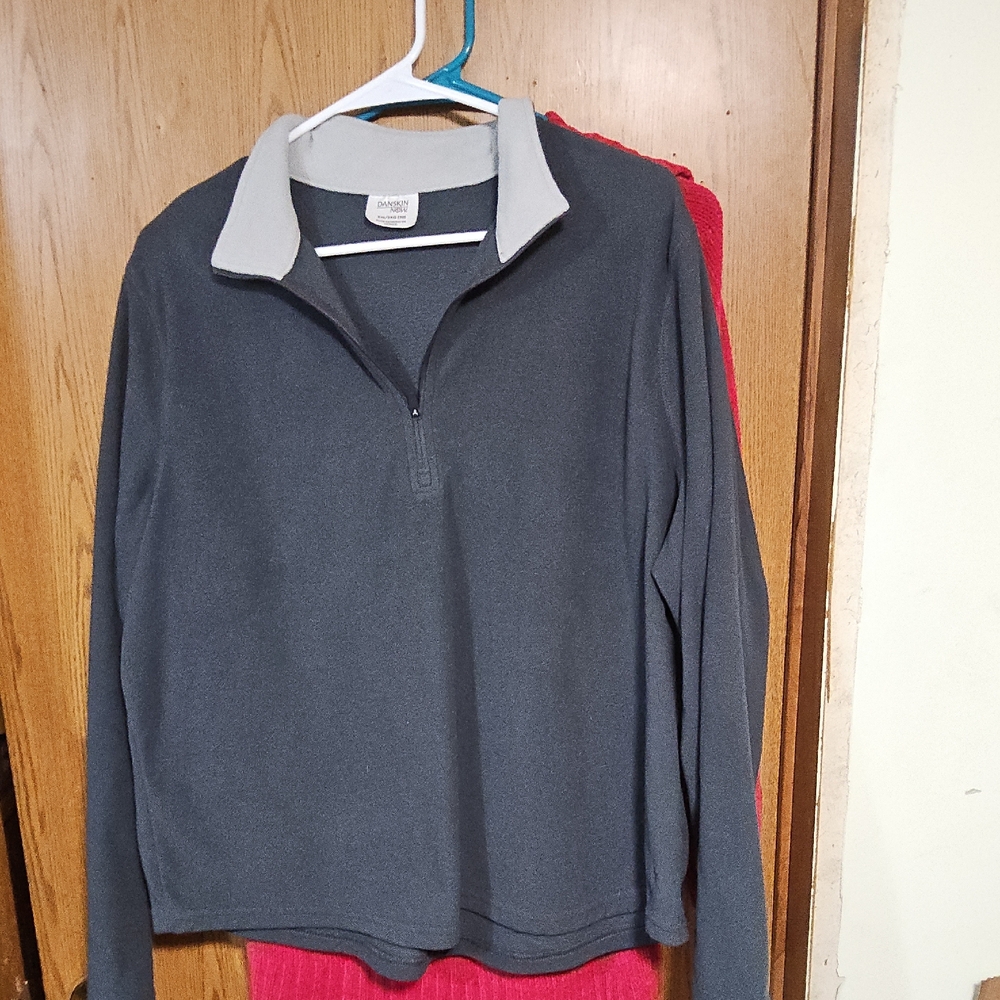 Danskin Men, Women Dark Gray Zip-Up Sweater